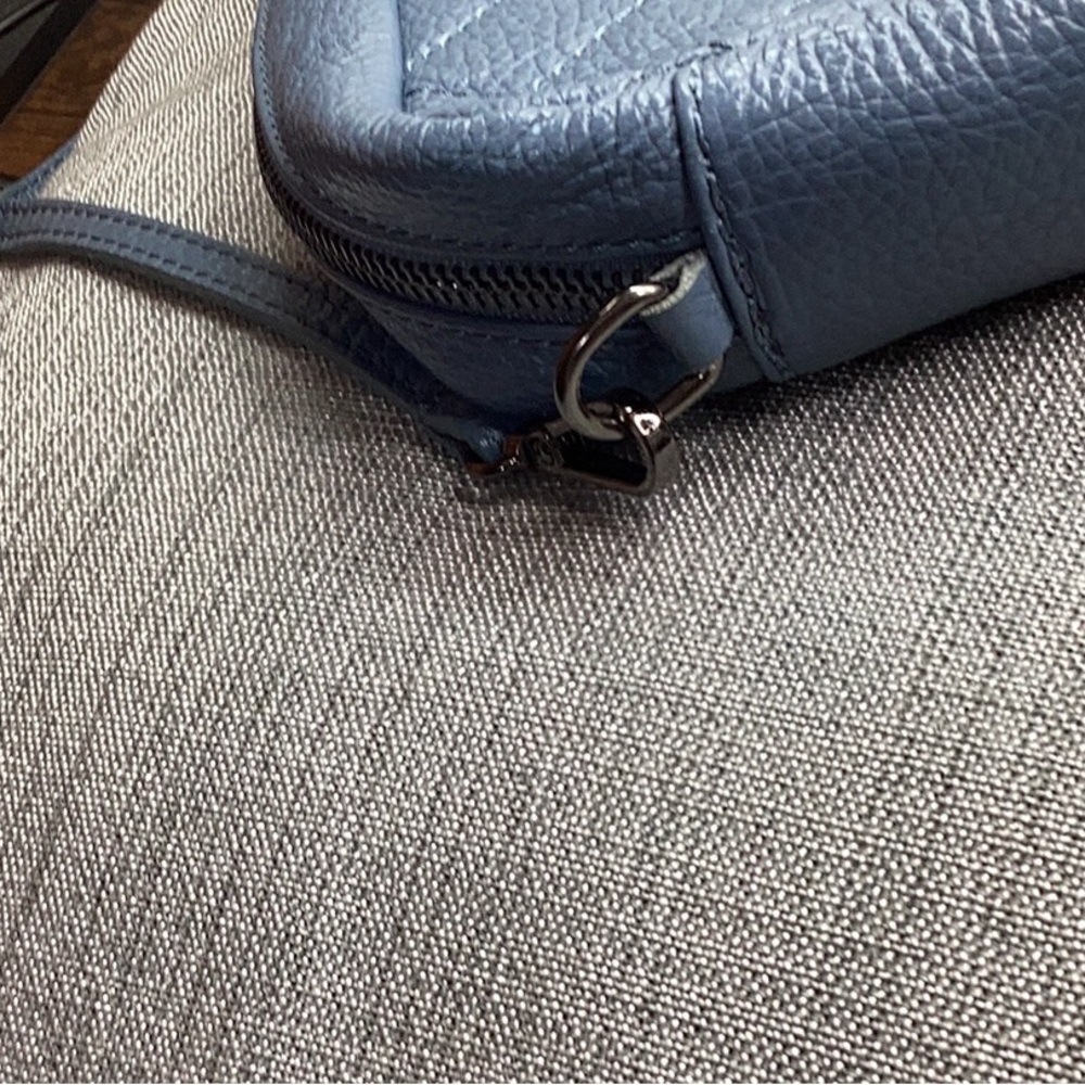 Blue quilted leather crossbody bag - Picture 6 of 15